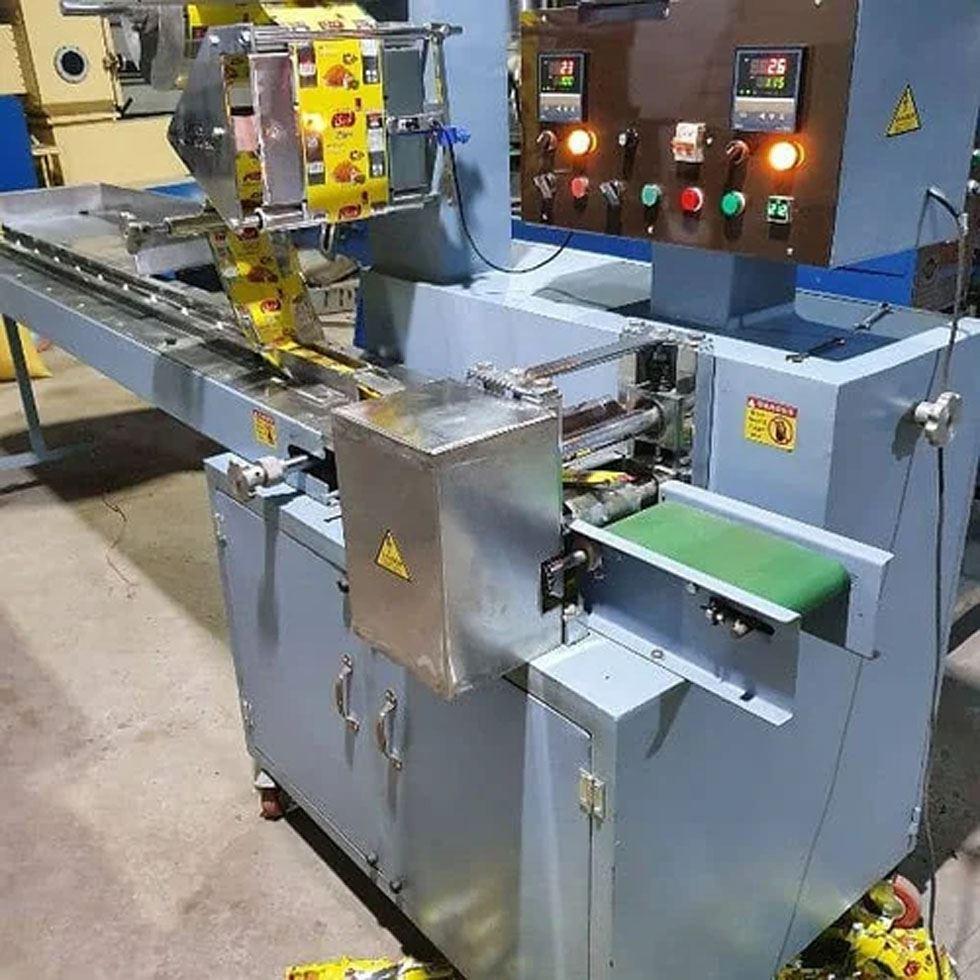 Kulfi Pouch Packing Machine Image