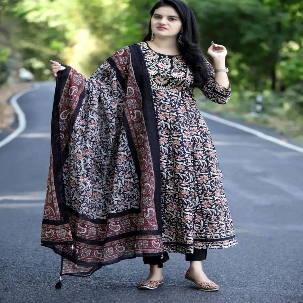 Ladies Anarkali Kurti Image