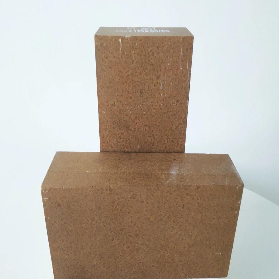 Magnesite Refractory Bricks Image