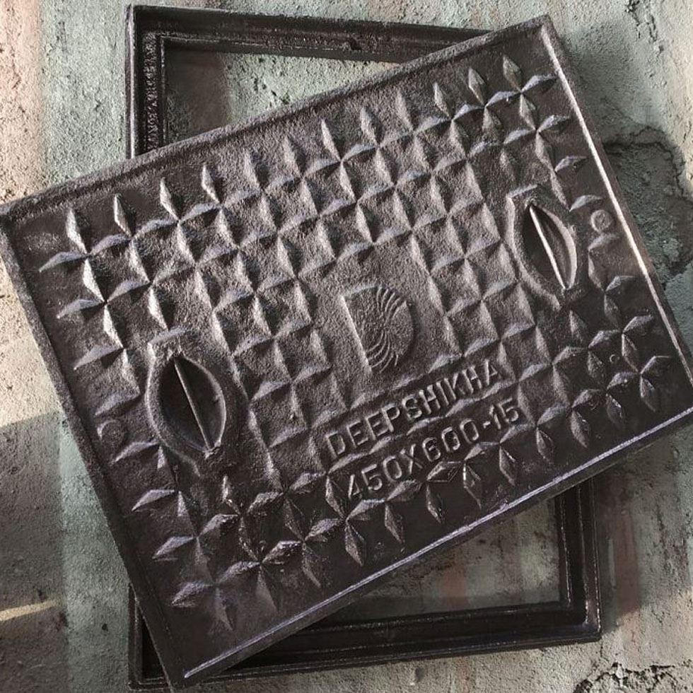 Manhole Rectangular Cover Image