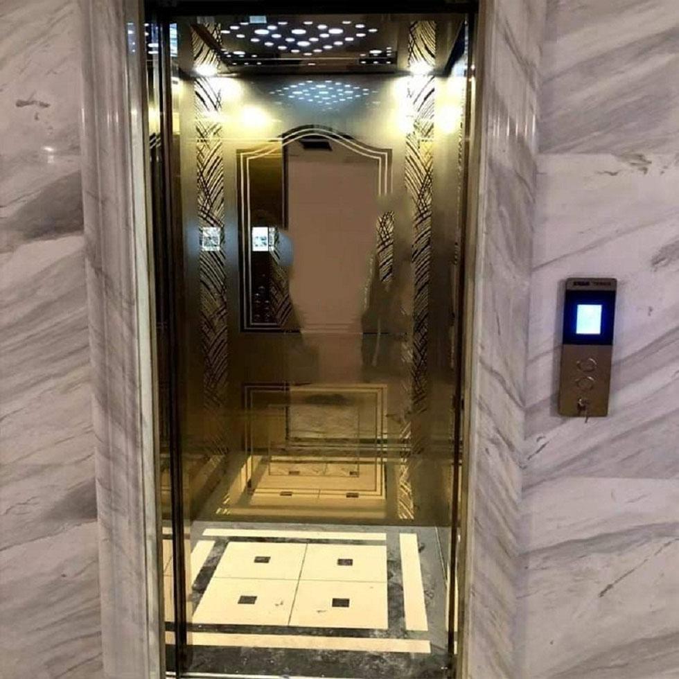 Mirror Finish Elevator Image