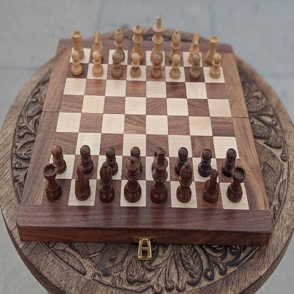 Non Magnetic Chess Box Image