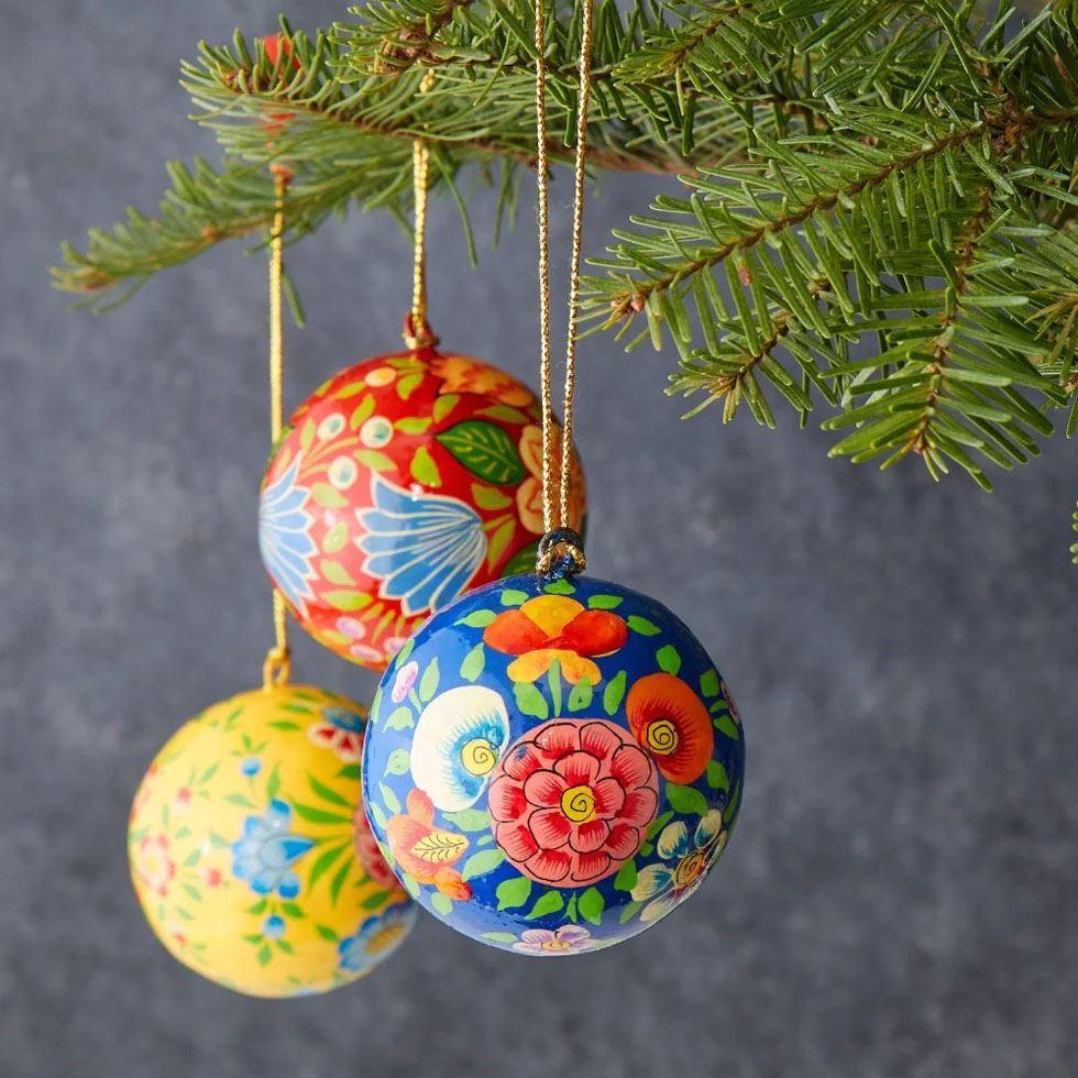 Painted Paper Mache Xmas Ornament Image