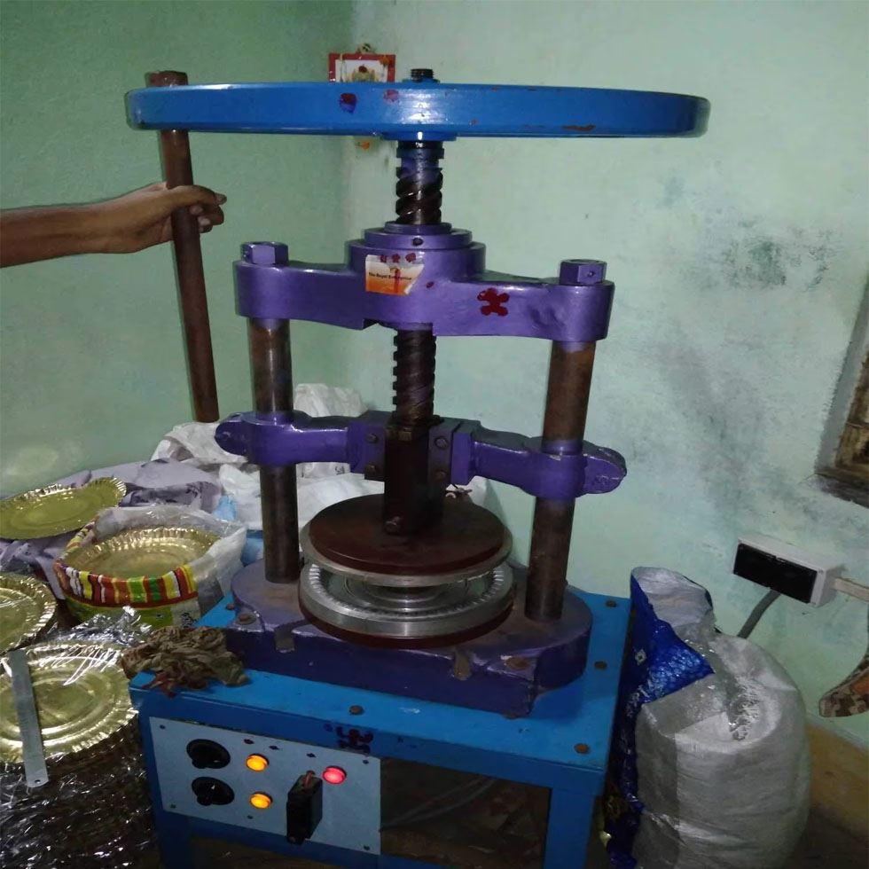 Paper Plate Cutting Machine Image