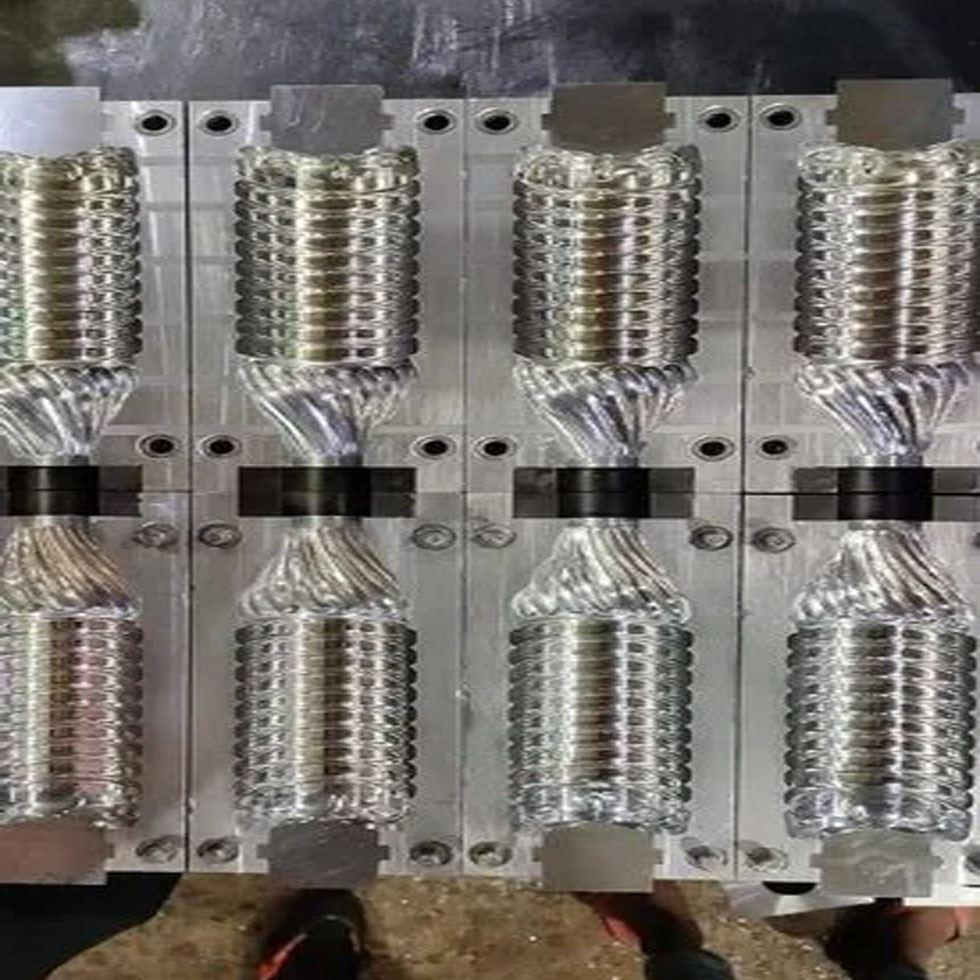 Plastic Bottle Mould Image