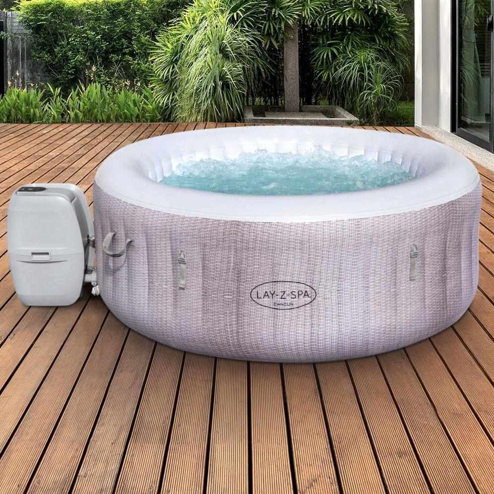 Portable Jacuzzi Bathtub Image