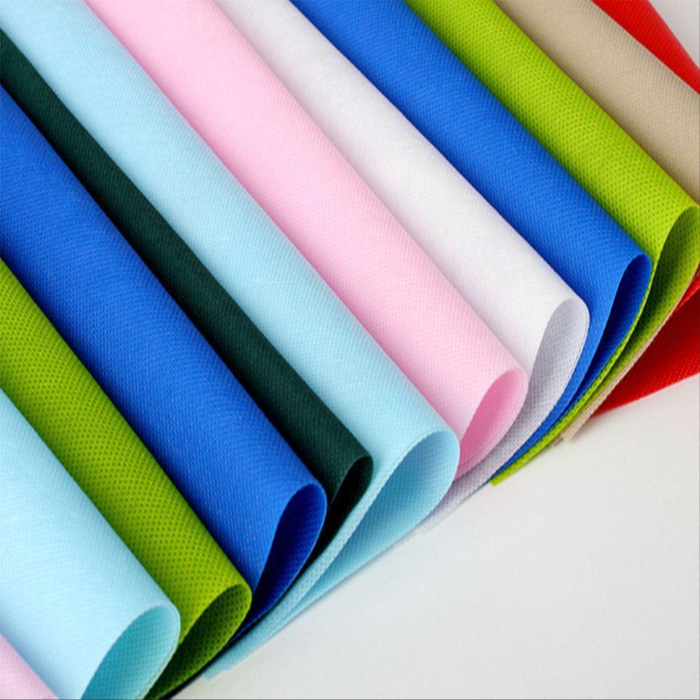 PP Non Woven Fabric Roll Image