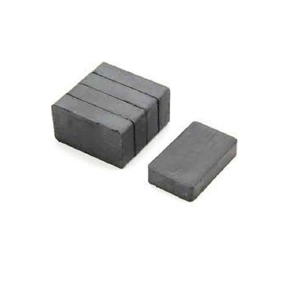 Rectangle Ferrite Magnet Image