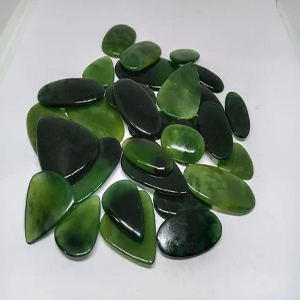 Serpentine Green Gemstone Image