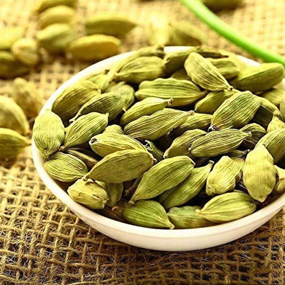 Solid Green Cardamom Image