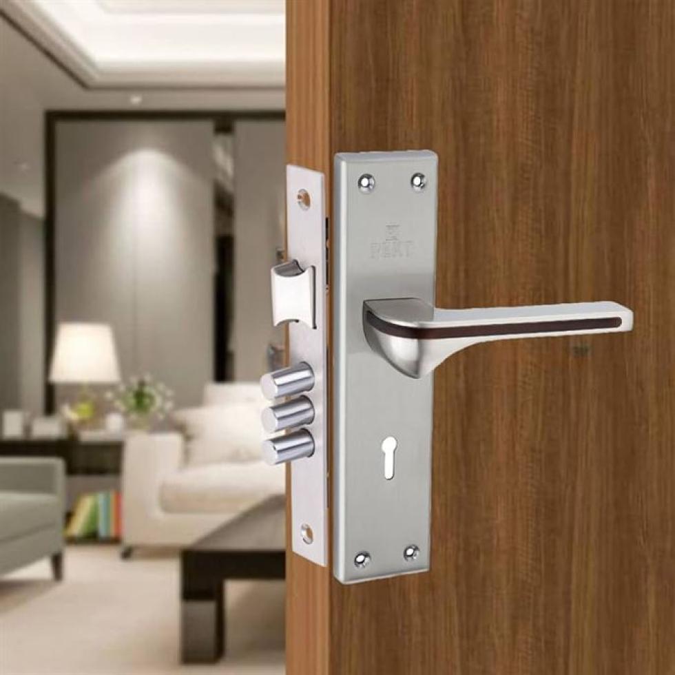 Stainless Steel Door Lock Image