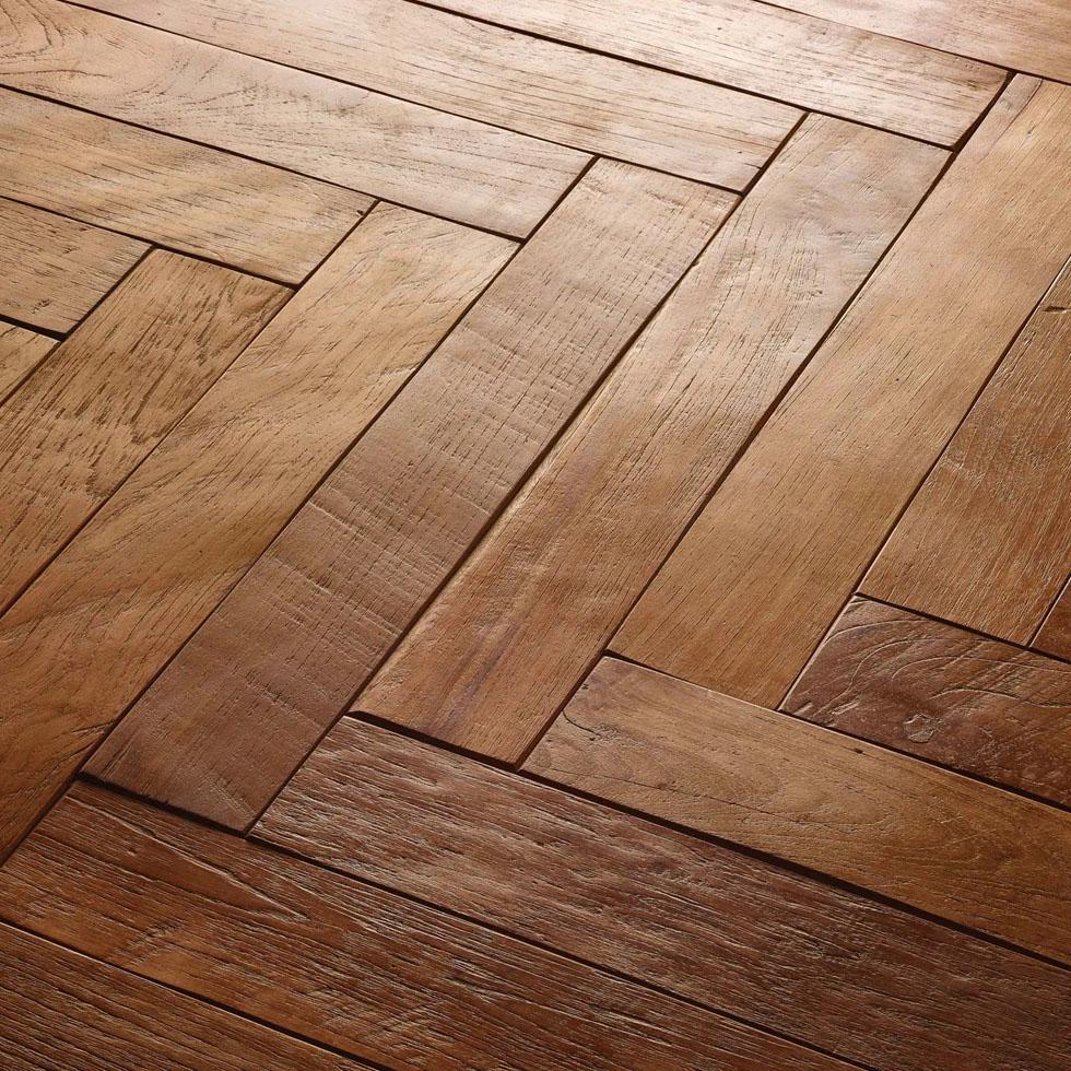 Teak Polished Wooden Flooring Image