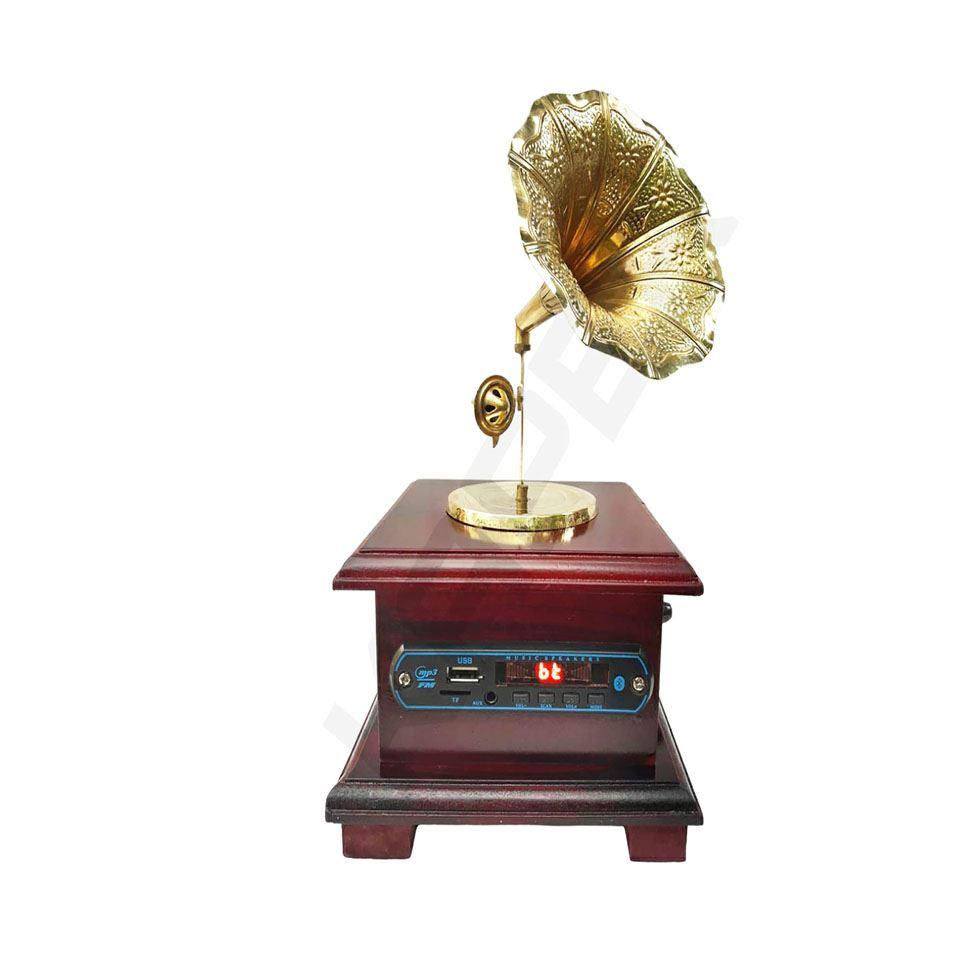 Vintage Antique Gramophone Image